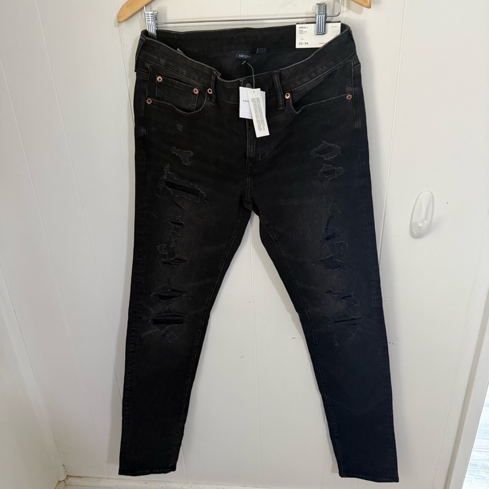 American Eagle Outfitters Distressed Dark Skinny Jeans. Airflex+ Rocker Plus